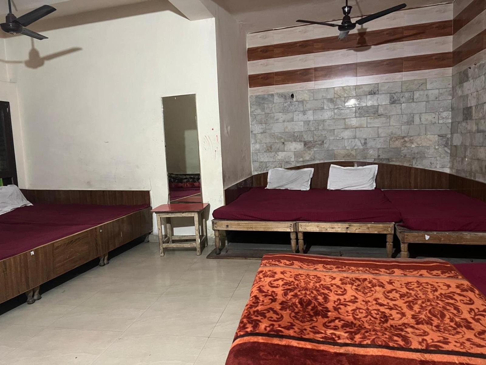 Hotel Skylark Αμριτσάρ Εξωτερικό φωτογραφία